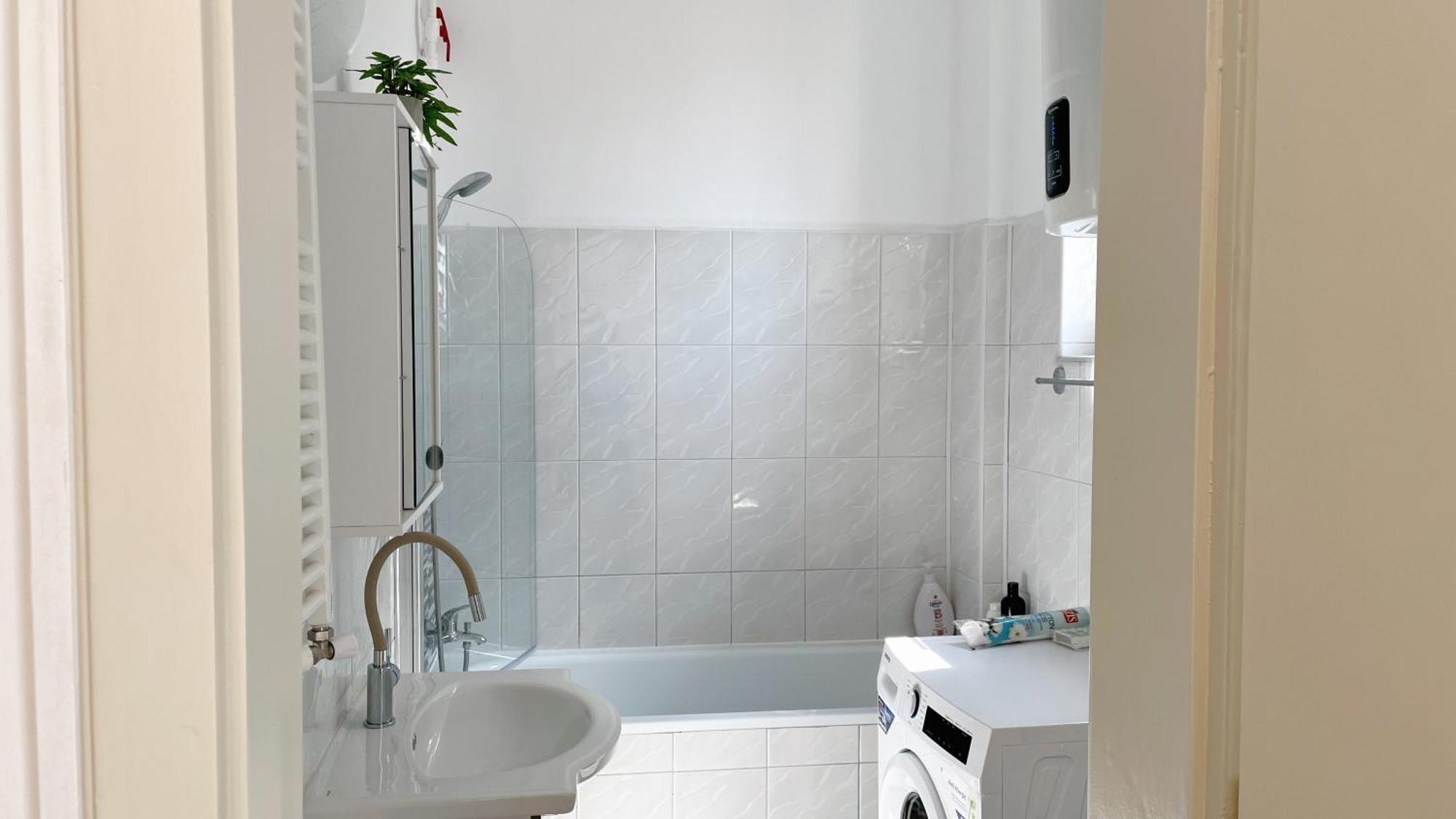 Pinkfluid - Charming Studio In Prime Location Bucharest Luaran gambar