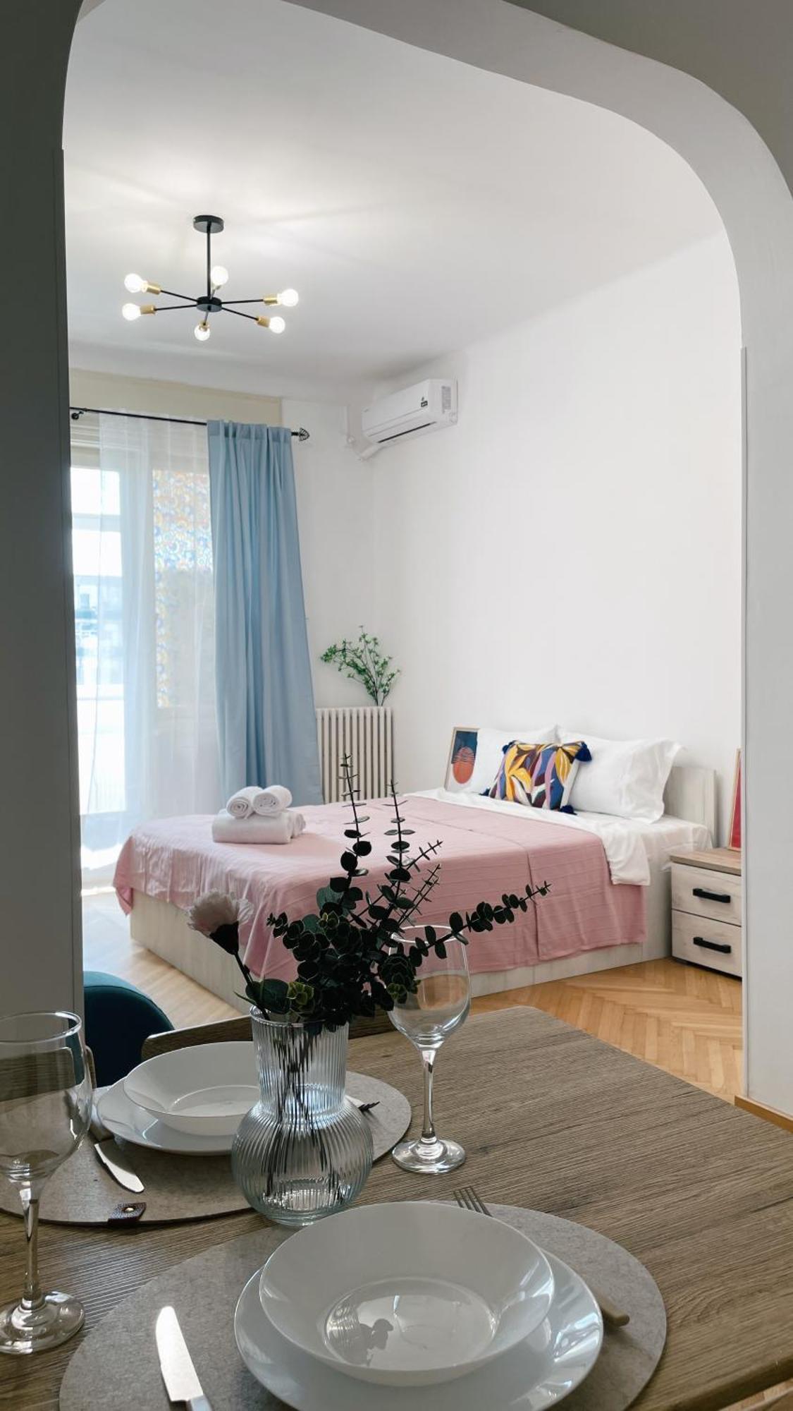 Pinkfluid - Charming Studio In Prime Location Bucharest Luaran gambar